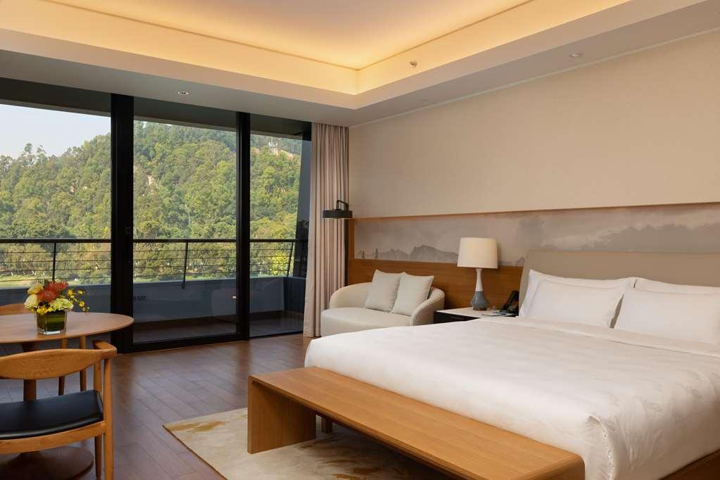 Ln Garden Hotel Nansha Guangzhou Oda fotoğraf