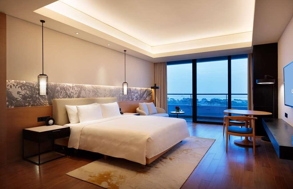 Ln Garden Hotel Nansha Guangzhou Oda fotoğraf
