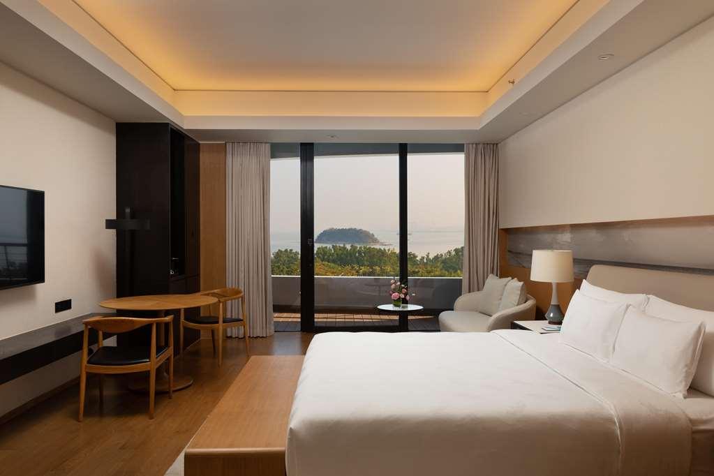 Ln Garden Hotel Nansha Guangzhou Oda fotoğraf